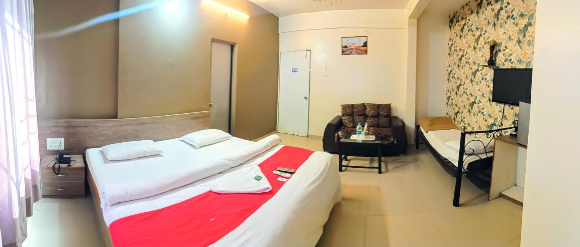 Hotel Royal Regency Aurangabad  Exterior foto